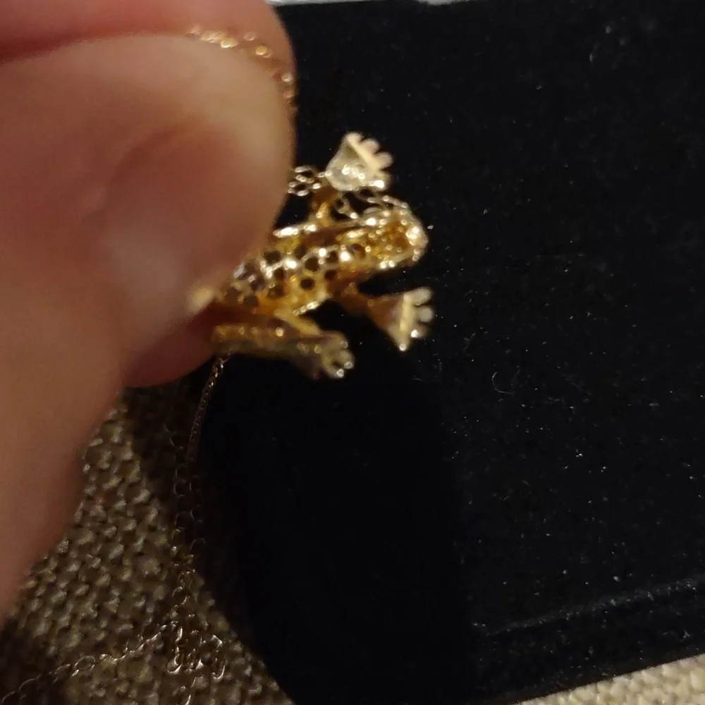 Diamond Frog Pendant Necklace, 14kt Yellow Gold - Picture 4 of 6